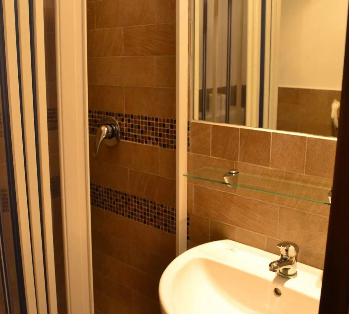 Bed and Breakfast Enjoy Roma 2*,